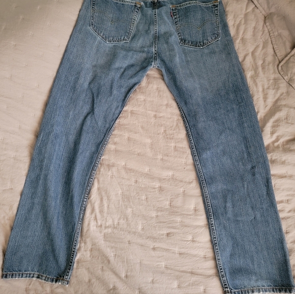 Levi pants - Picture 3 of 3